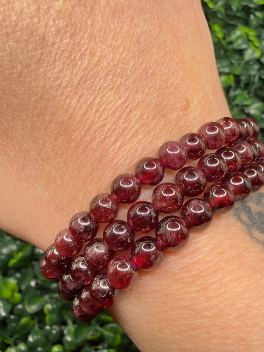 5mm Natural Garnet Beaded Bracelet - January Birthstone - Picture 5 of 7